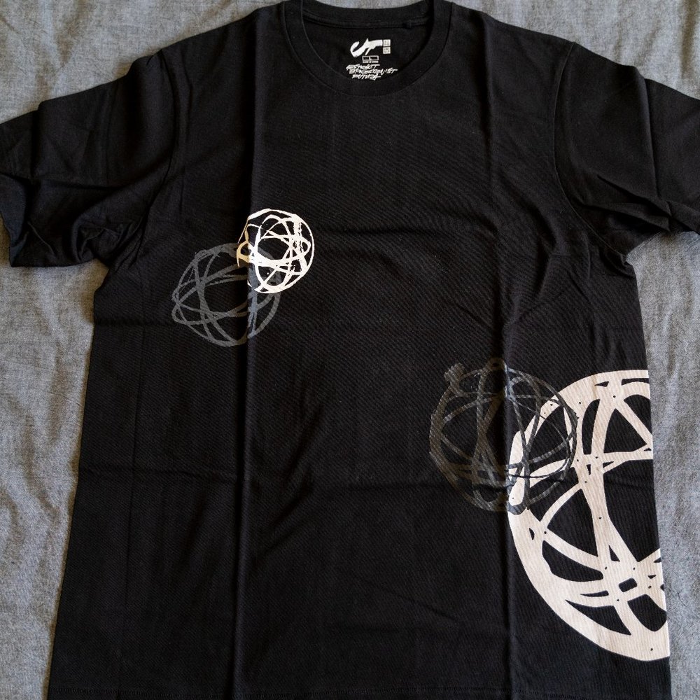 Uniqlo x Futura shirt